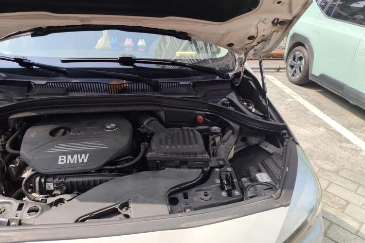 Used BMW 2 Series Gran Tourer 2015 218i Leading Model Engine Bay Left