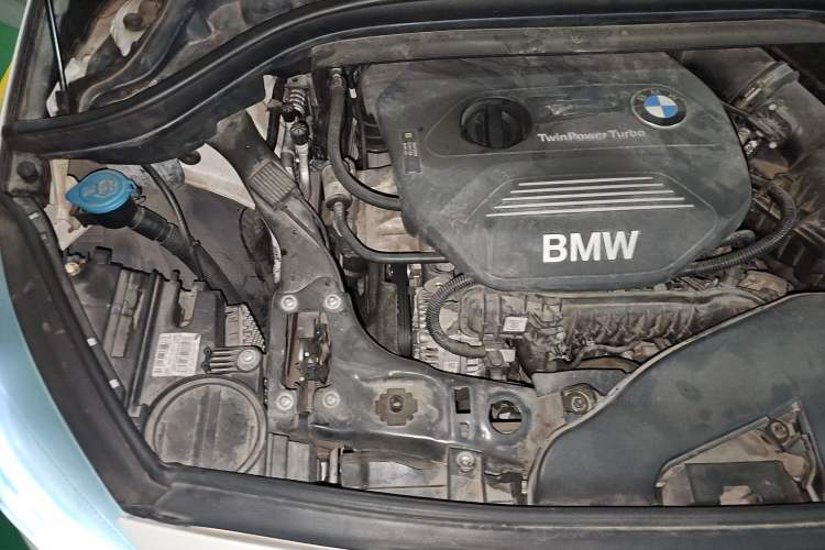 Used BMW 2 Series Gran Tourer 2015 218i Sports Design Package Engine Bay Right