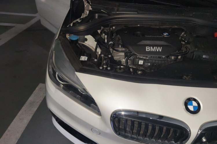 Used BMW 2 Series Gran Tourer 2015 218i Sports Design Package Engine Bay Right