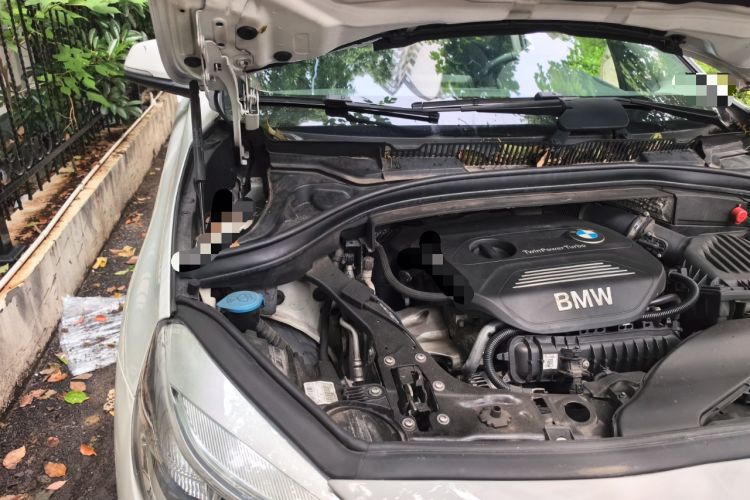 Used BMW 2 Series Gran Tourer 2015 218i Sports Design Package Engine Bay Right