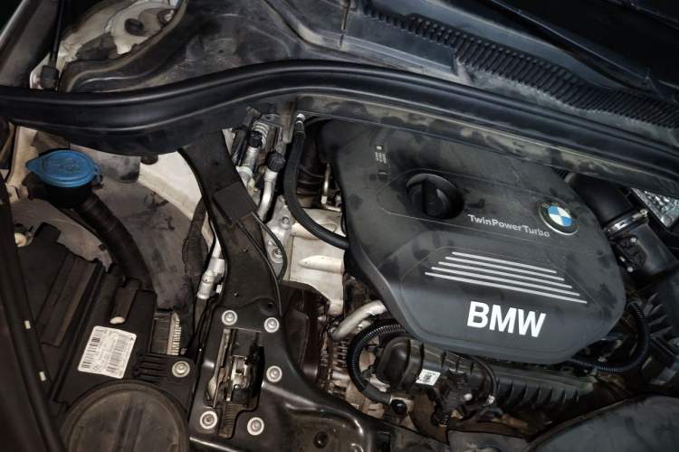 Used BMW 2 Series Gran Tourer 2015 218i Sports Design Package Engine Bay Right