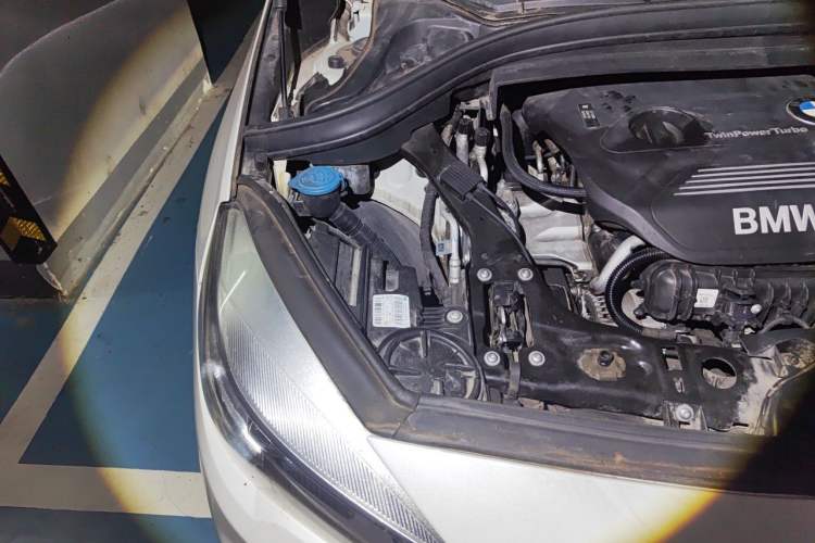 Used BMW 2 Series Gran Tourer 2015 218i Leading Model Engine Bay Right
