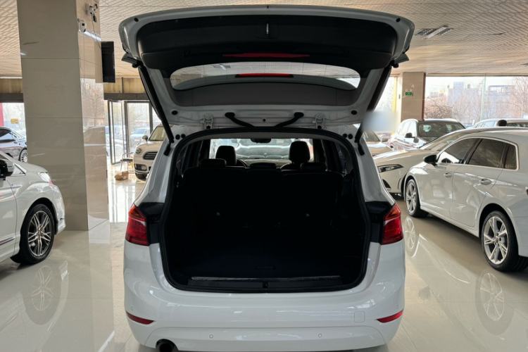 Used BMW 2 Series Gran Tourer 2015 218i Leading Model Exterior 14