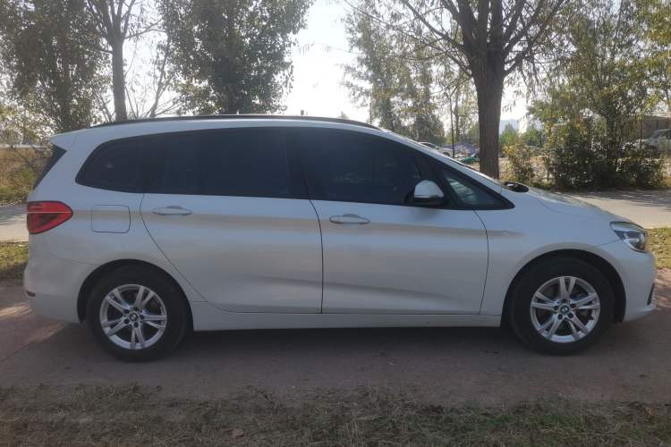 Used BMW 2 Series Gran Tourer 2015 218i Leading Model Exterior 2