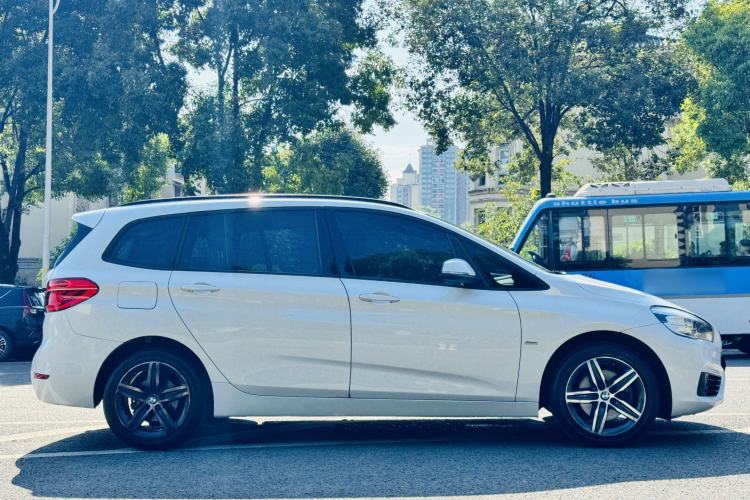 Used BMW 2 Series Gran Tourer 2015 218i Sports Design Package Exterior 3