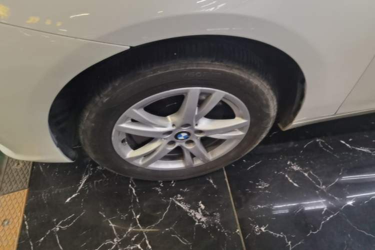 Used BMW 2 Series Gran Tourer 2015 218i Leading Model Exterior 4