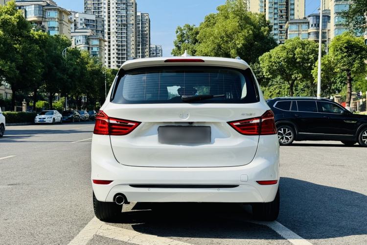 Used BMW 2 Series Gran Tourer 2015 218i Sports Design Package Exterior 4