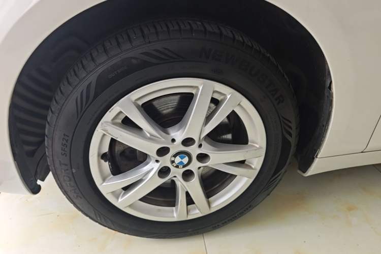 Used BMW 2 Series Gran Tourer 2015 218i Leading Model Exterior 4