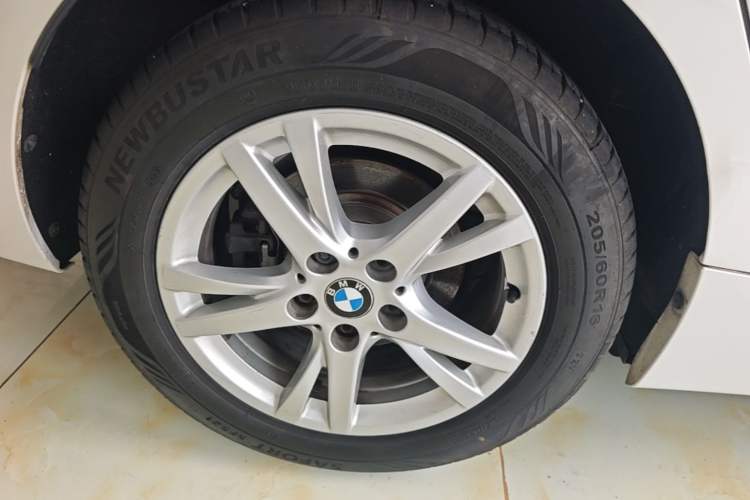 Used BMW 2 Series Gran Tourer 2015 218i Leading Model Exterior 5