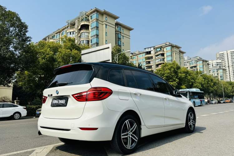 Used BMW 2 Series Gran Tourer 2015 218i Sports Design Package Exterior 6