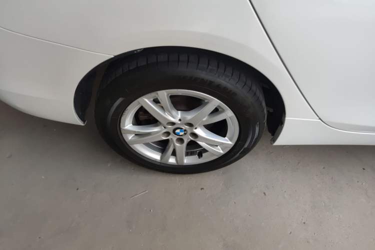 Used BMW 2 Series Gran Tourer 2015 218i Leading Model Exterior 8