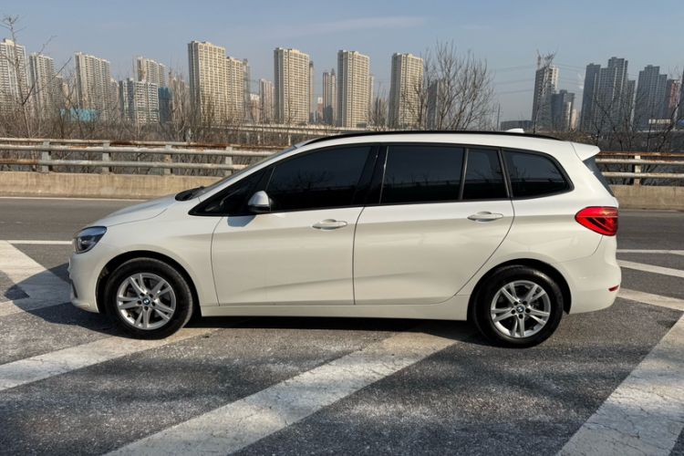 Used BMW 2 Series Gran Tourer 2015 218i Leading Model Exterior 9