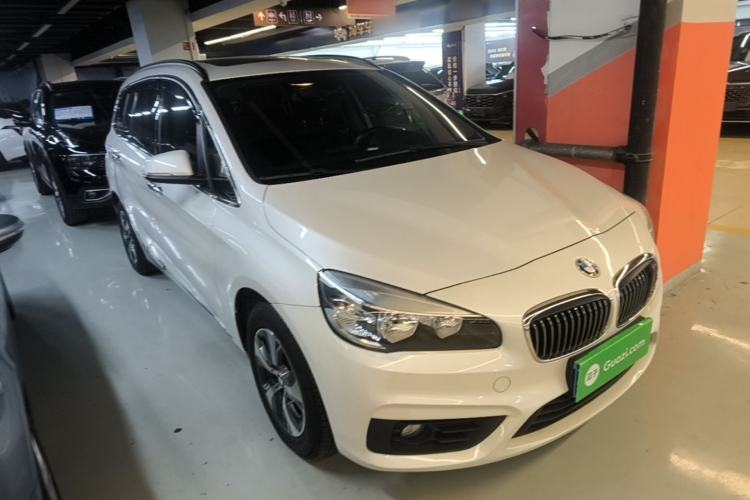 Used BMW 2 Series Gran Tourer 2015 218i Leading Model Front Right 45 Deg
