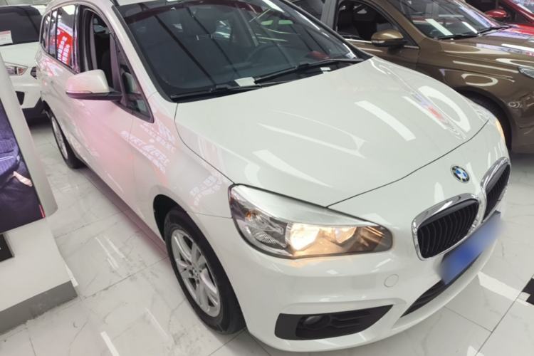 Used BMW 2 Series Gran Tourer 2015 218i Leading Model Front Right 45 Deg