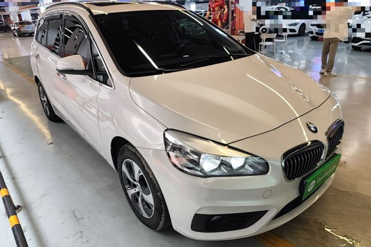Used BMW 2 Series Gran Tourer 2015 218i Leading Model Front Right 45 Deg