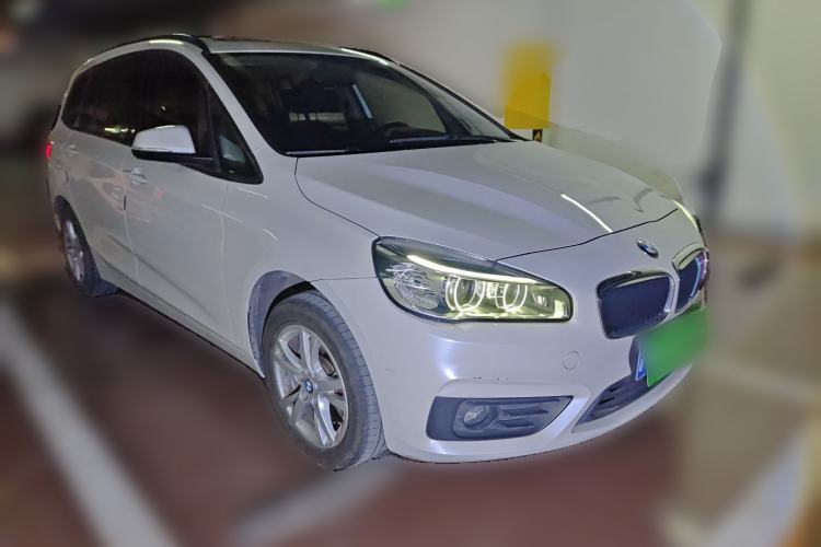 Used BMW 2 Series Gran Tourer 2015 218i Leading Model Front Right 45 Deg