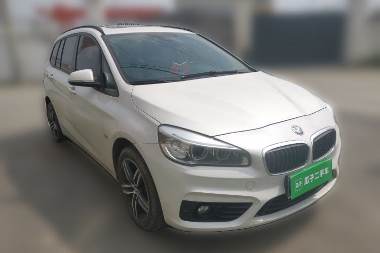 Used BMW 2 Series Gran Tourer 2015 218i Sports Design Package Front Right 45 Deg