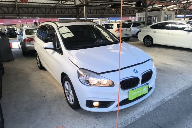 Used BMW 2 Series Gran Tourer 2015 218i Leading Model Front Right 45 Deg