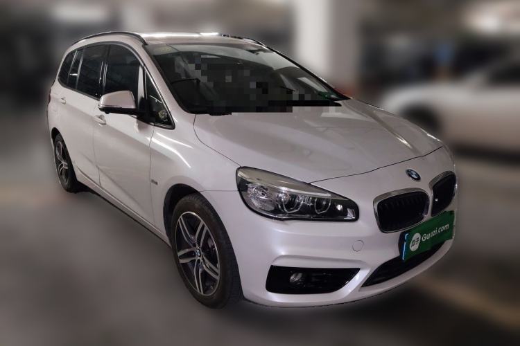 Used BMW 2 Series Gran Tourer 2015 218i Sports Design Package Front Right 45 Deg