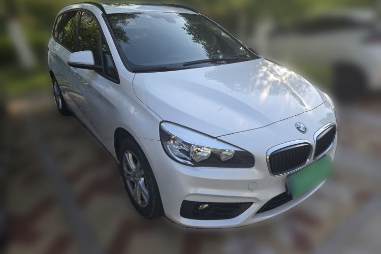 Used BMW 2 Series Gran Tourer 2015 218i Leading Model Front Right 45 Deg