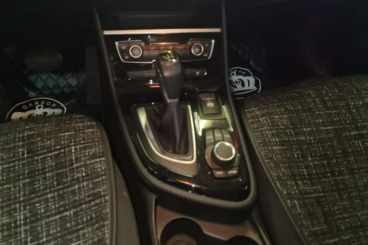 Used BMW 2 Series Gran Tourer 2015 218i Leading Model Gear Lever