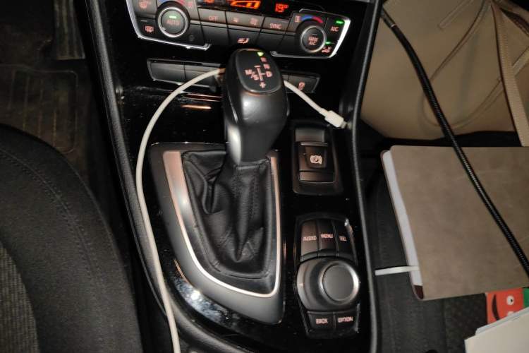 Used BMW 2 Series Gran Tourer 2015 218i Leading Model Gear Lever