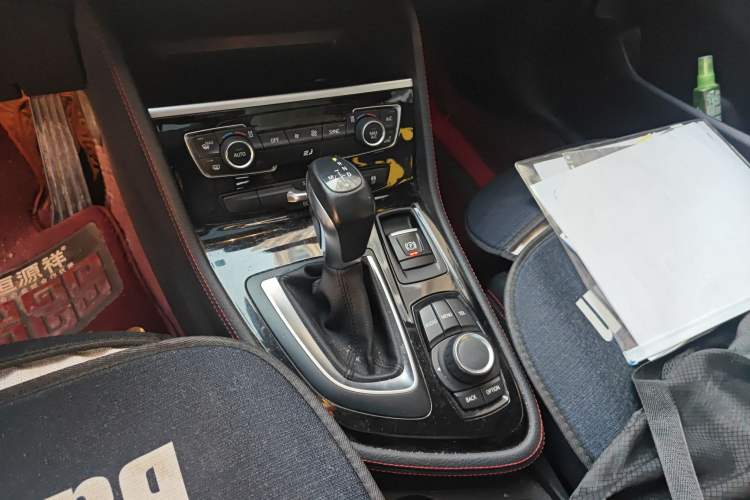Used BMW 2 Series Gran Tourer 2015 218i Leading Model Gear Lever