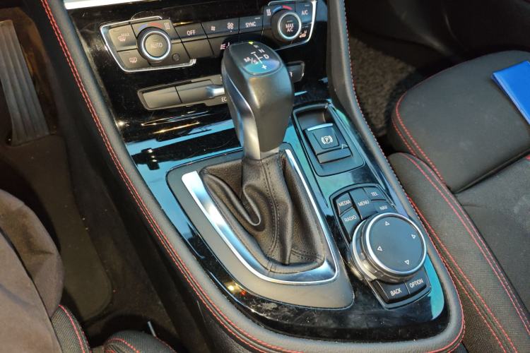 Used BMW 2 Series Gran Tourer 2015 218i Sports Design Package Gear Lever