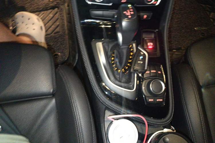 Used BMW 2 Series Gran Tourer 2015 218i Sports Design Package Gear Lever