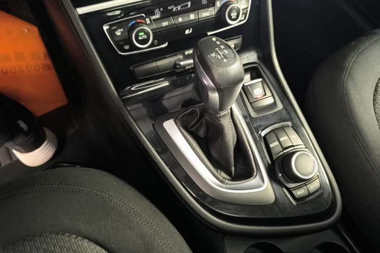 Used BMW 2 Series Gran Tourer 2015 218i Leading Model Gear Lever