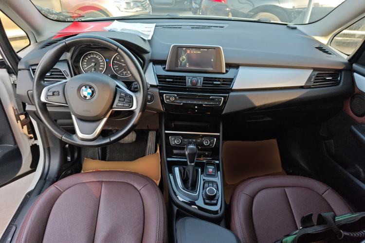 Used BMW 2 Series Gran Tourer 2015 218i Leading Model Interior 2