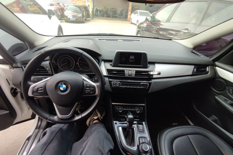Used BMW 2 Series Gran Tourer 2015 218i Leading Model Interior 2