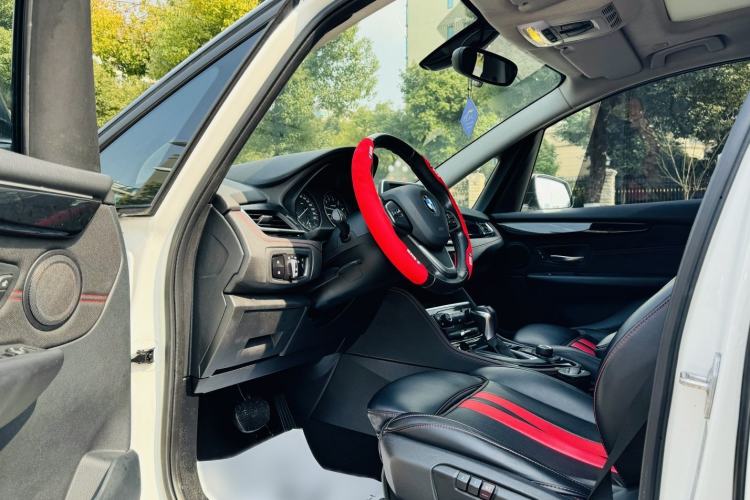 Used BMW 2 Series Gran Tourer 2015 218i Sports Design Package Interior 3