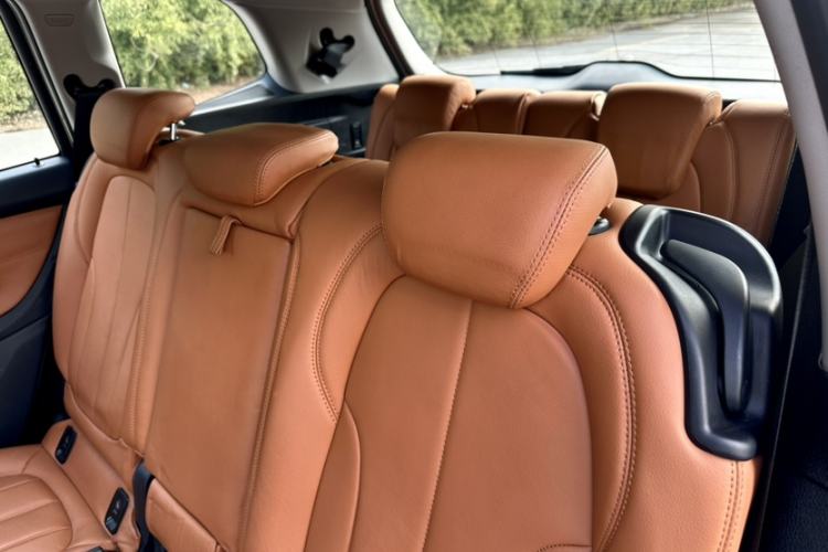 Used BMW 2 Series Gran Tourer 2015 218i Sports Design Package Interior 4