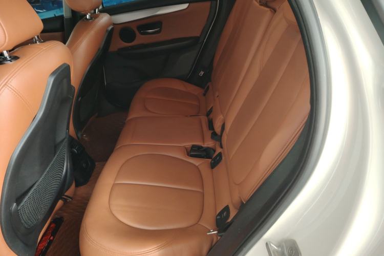 Used BMW 2 Series Gran Tourer 2015 218i Leading Model Interior 4