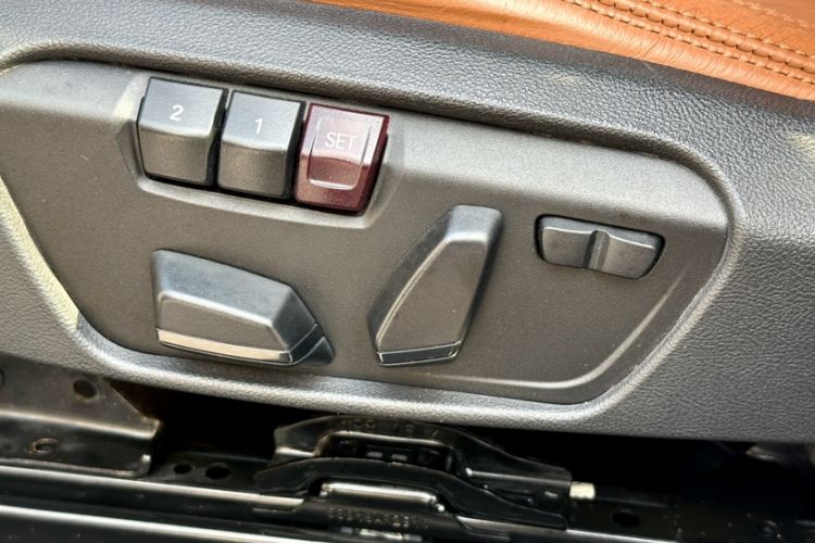 Used BMW 2 Series Gran Tourer 2015 218i Sports Design Package Interior 6