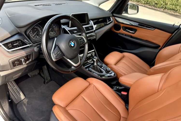 Used BMW 2 Series Gran Tourer 2015 218i Sports Design Package Interior 8