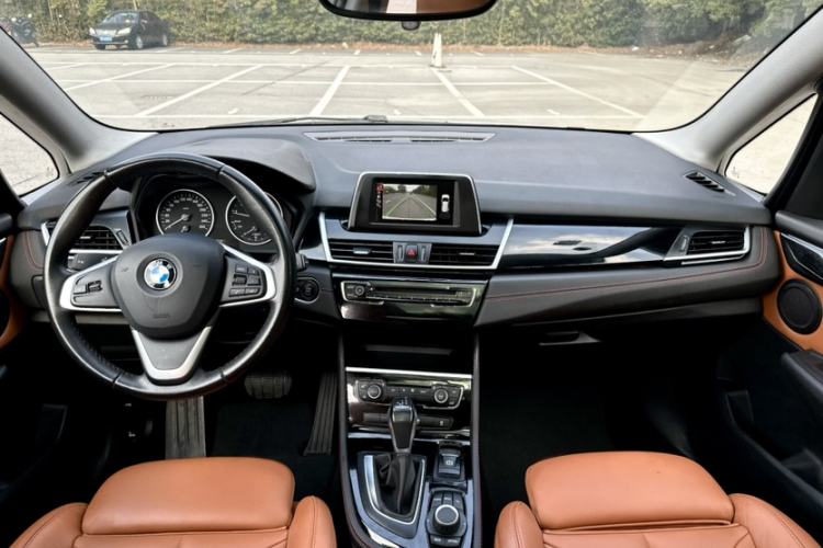 Used BMW 2 Series Gran Tourer 2015 218i Sports Design Package Interior 9