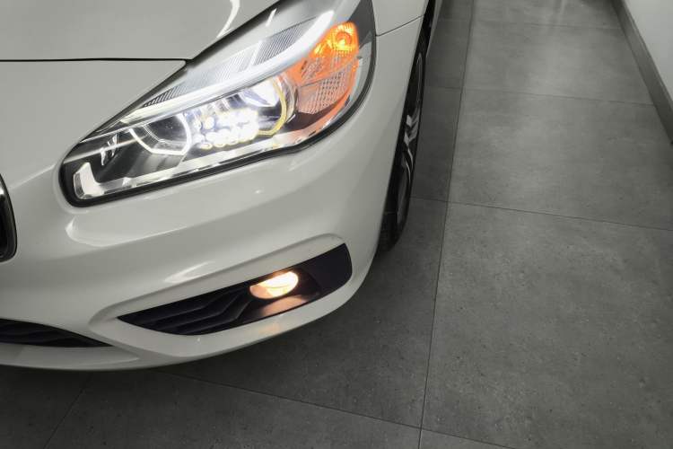Used BMW 2 Series Gran Tourer 2015 218i Leading Model Left Front Headlight