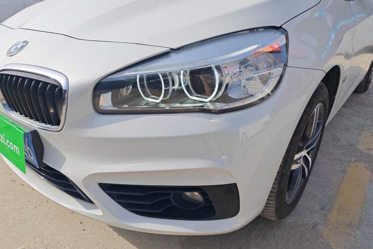 Used BMW 2 Series Gran Tourer 2015 218i Sports Design Package Left Front Headlight