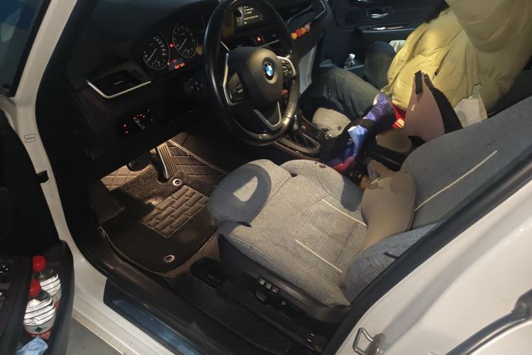 Used BMW 2 Series Gran Tourer 2015 218i Sports Design Package Left Front Seat