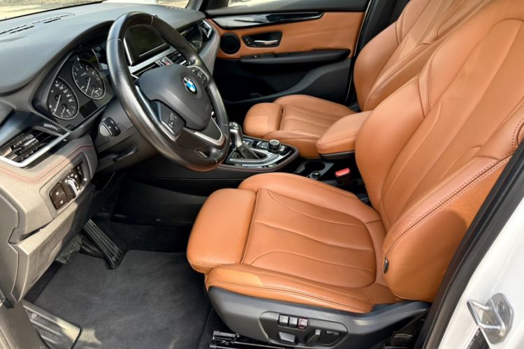 Used BMW 2 Series Gran Tourer 2015 218i Sports Design Package Left Front Seat