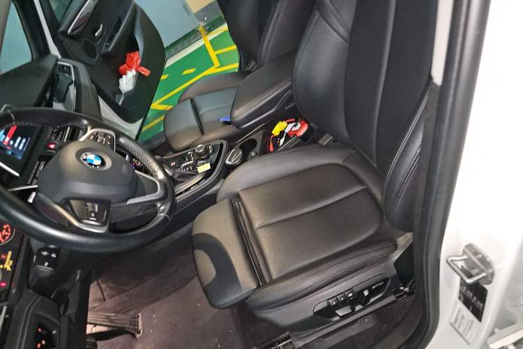 Used BMW 2 Series Gran Tourer 2015 218i Sports Design Package Left Front Seat