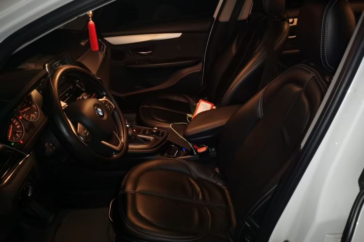 Used BMW 2 Series Gran Tourer 2015 218i Leading Model Left Front Seat