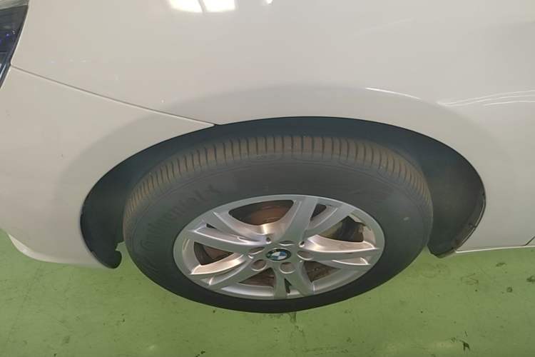 Used BMW 2 Series Gran Tourer 2015 218i Leading Model Left Front Wheel Hub