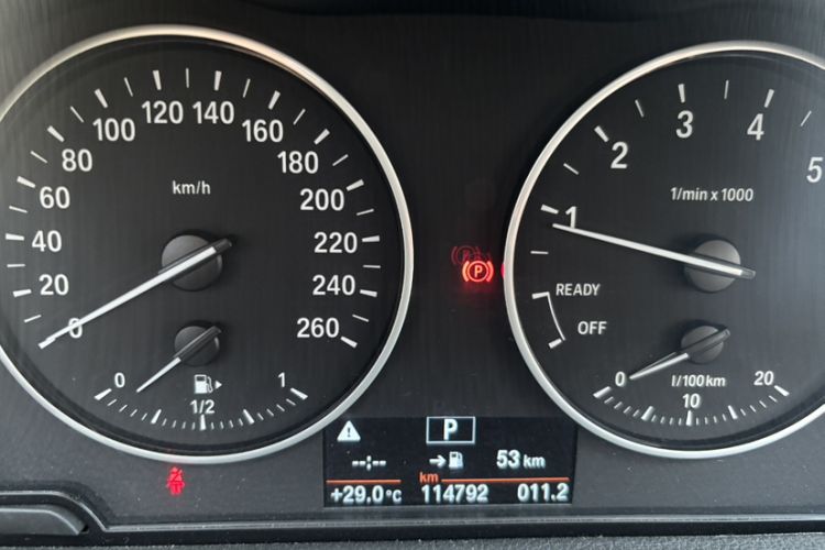 Used BMW 2 Series Gran Tourer 2015 218i Leading Model Odometer Close Up