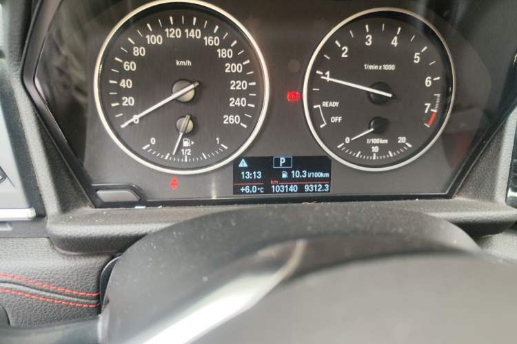 Used BMW 2 Series Gran Tourer 2015 218i Sports Design Package Odometer Close Up