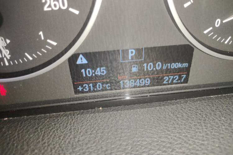Used BMW 2 Series Gran Tourer 2015 218i Leading Model Odometer Close Up