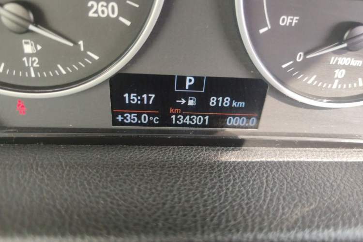 Used BMW 2 Series Gran Tourer 2015 218i Leading Model Odometer Close Up