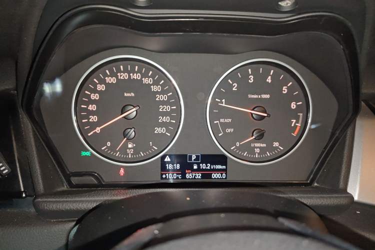 Used BMW 2 Series Gran Tourer 2015 218i Leading Model Odometer Close Up